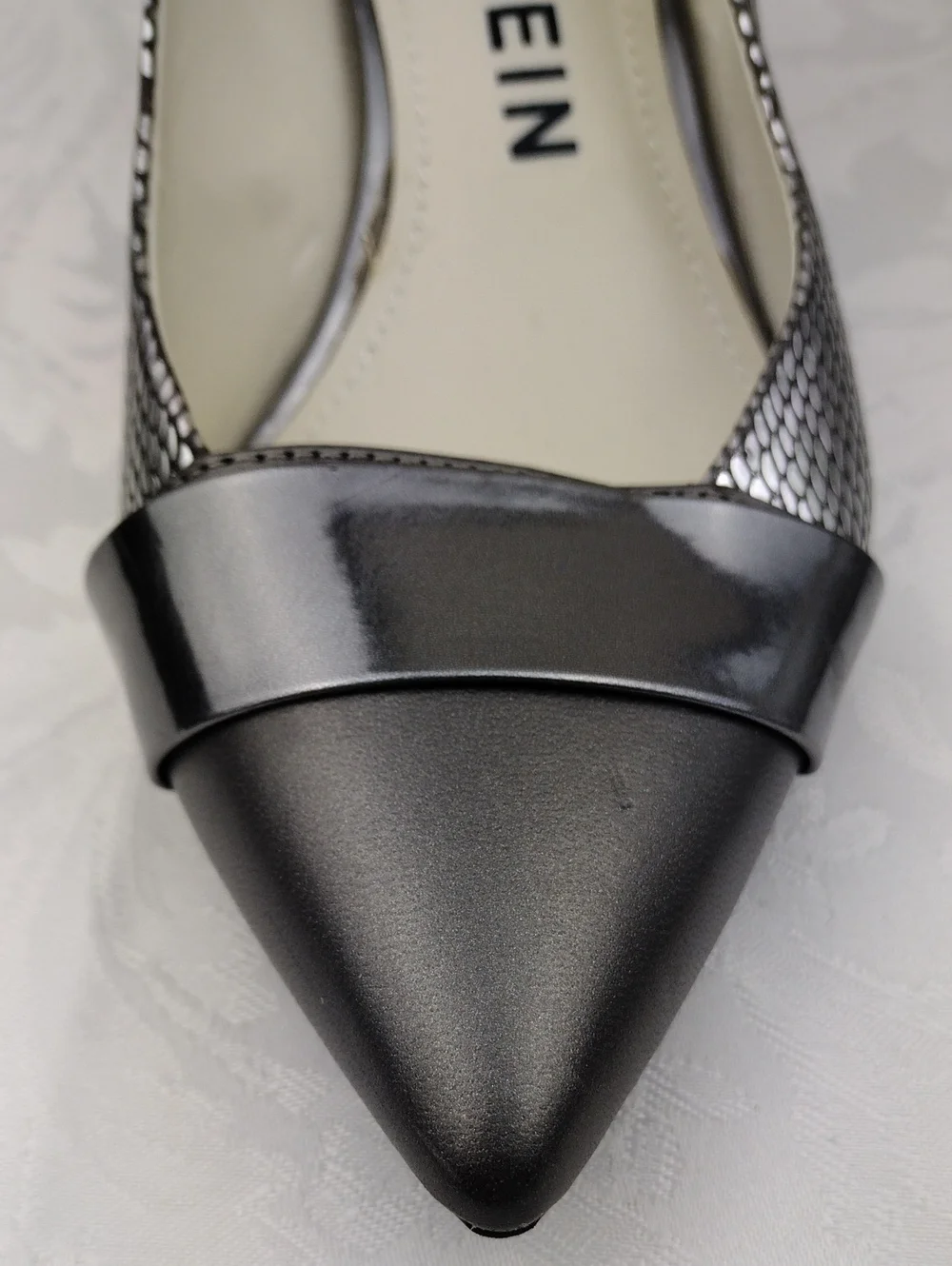 Anne Klein Finn Metallic Grey Pebbled Textured Point Toe Kitten Heel Pump Shoe
